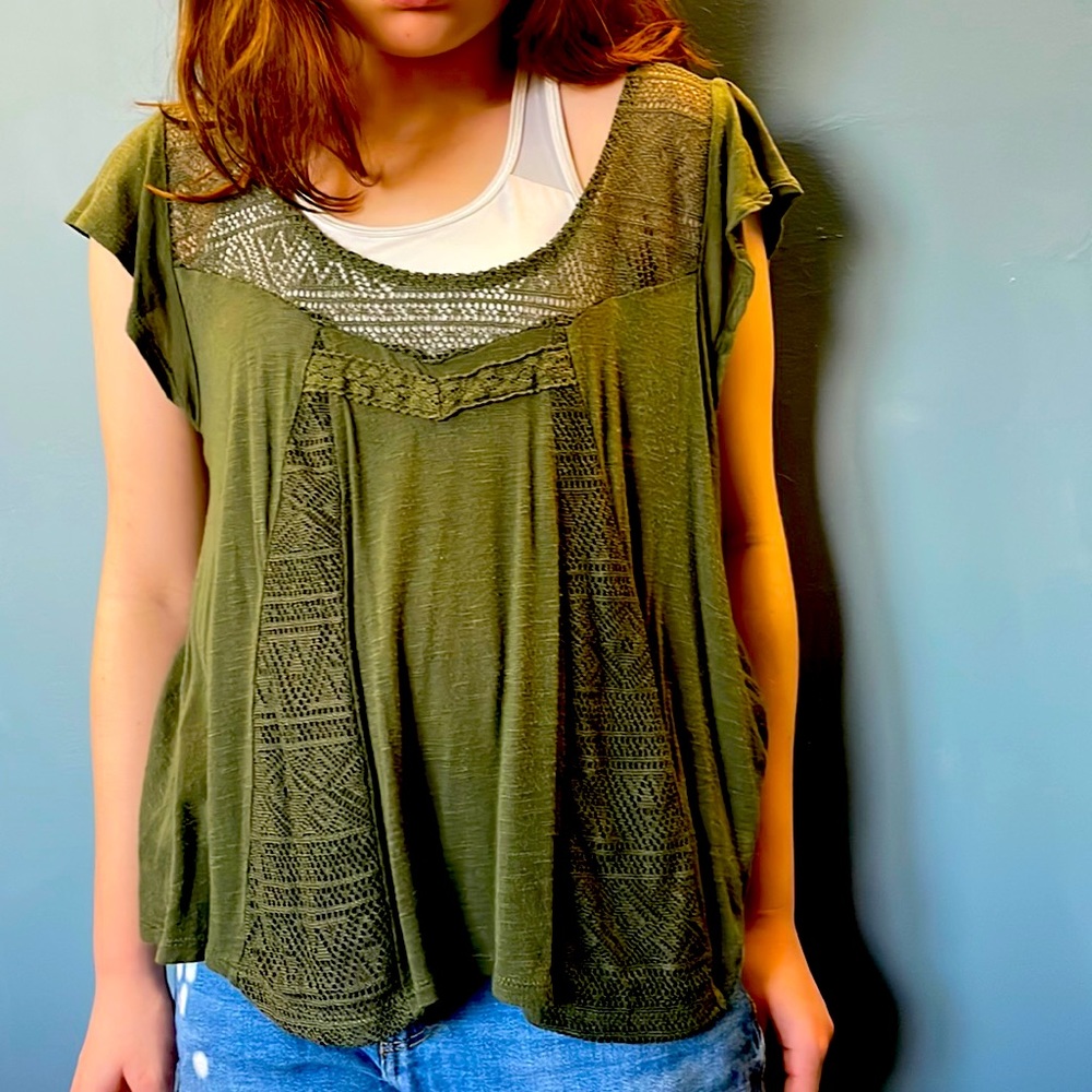 Short sleeve top